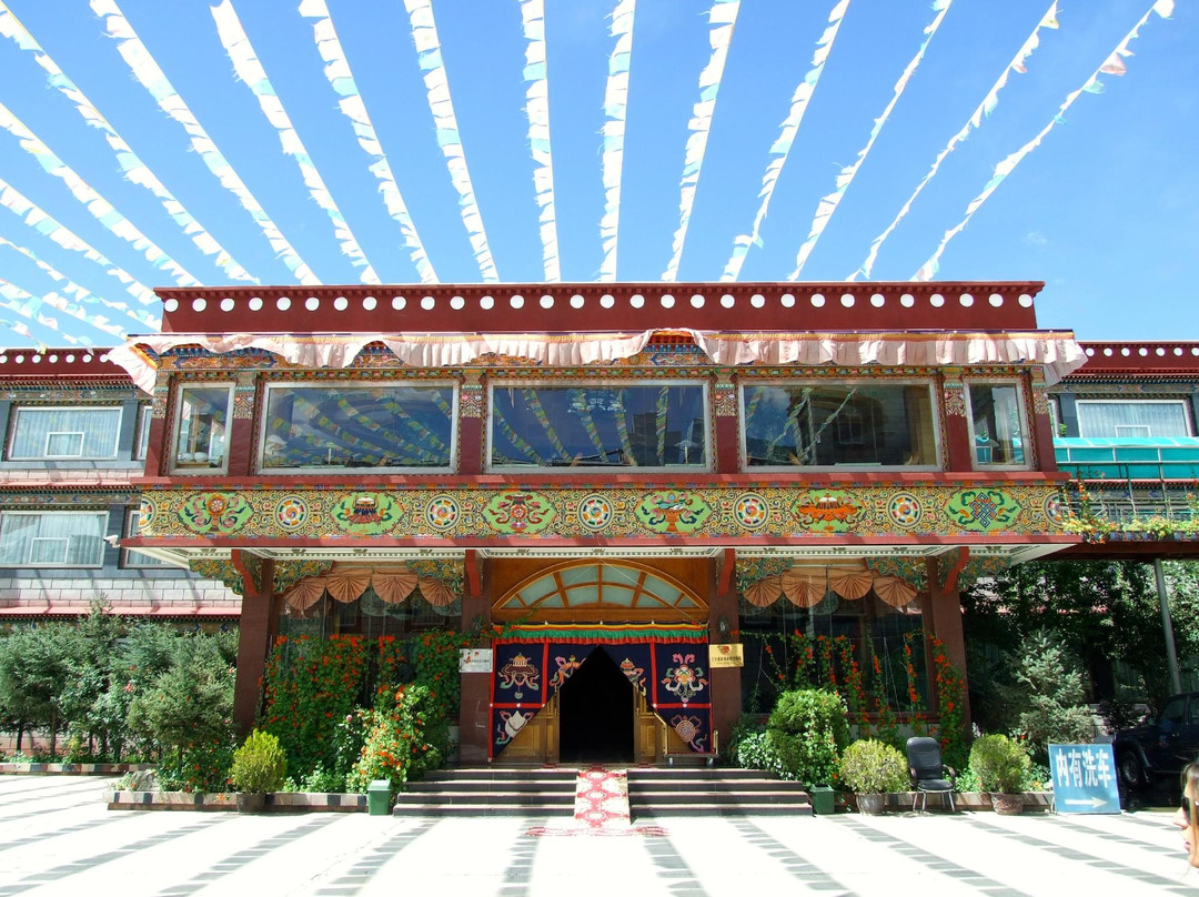 神湖酒店主图