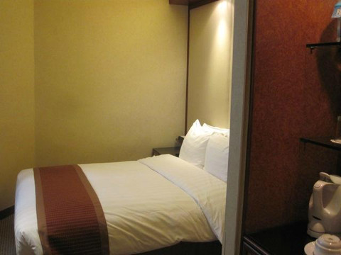 香港仕德福山景酒店主图