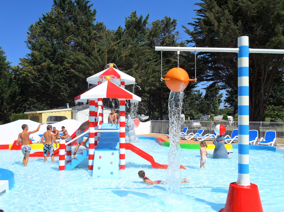Camping Au Val De Loire En Re