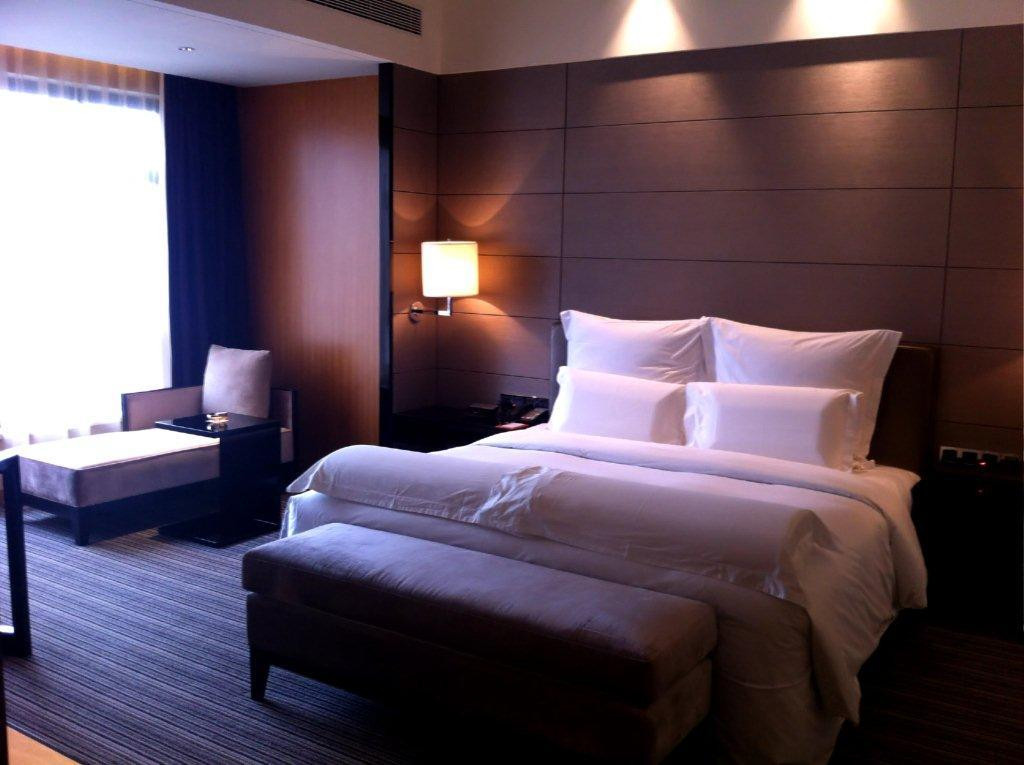 东莞君源铂尔曼酒店主图