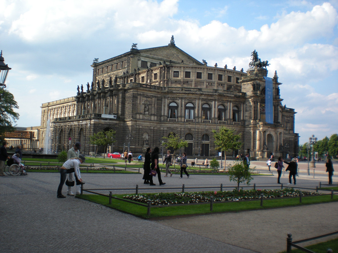 Semper Opera House (Semperoper)-德累斯顿必去景点