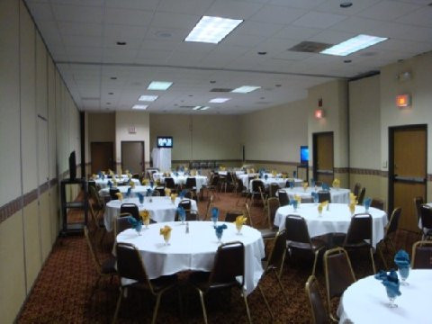 Crookston Inn and Convention Center主图