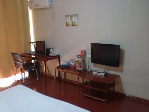 济宁豪庭酒店建设路店主图