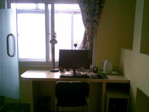 麻雀迷你客房主图