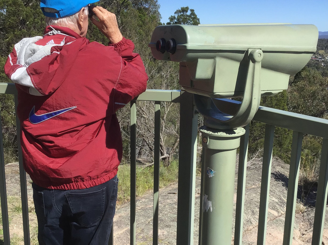 高街汽车旅馆主图