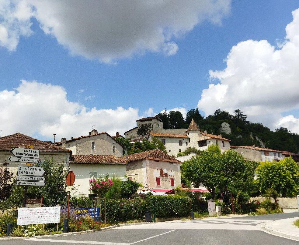 Camping Aubeterre Sur Dronne