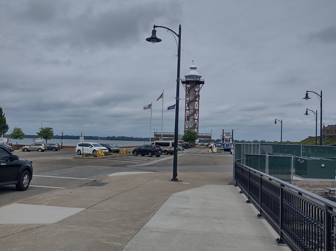 Port Erie Bicentennial Tower景点图片