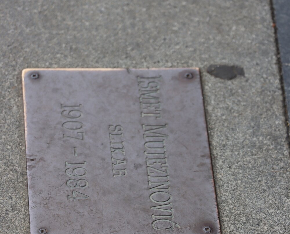 Meša Selimović I Ismet Mujezinović-图兹拉必去景点