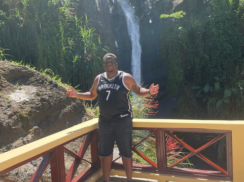 Henry Safari Tours-St. George's必去景点