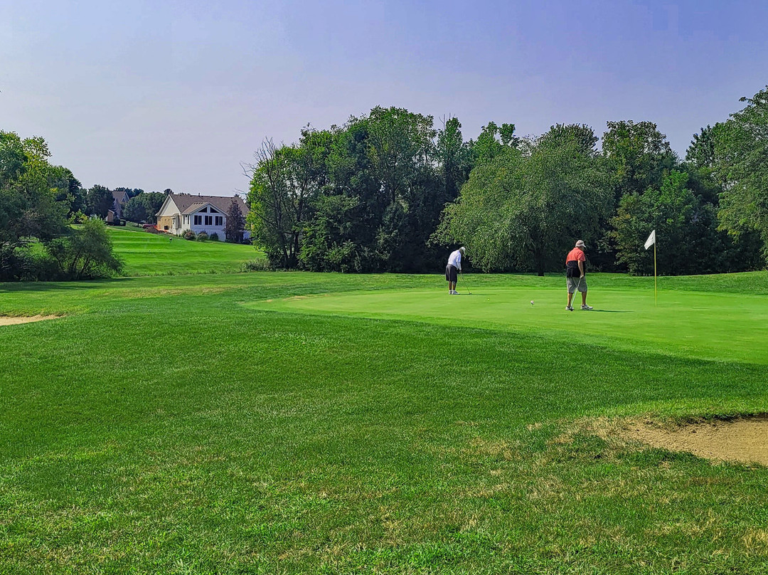 The Grizzly Golf & Social Lodge-梅森必去景点