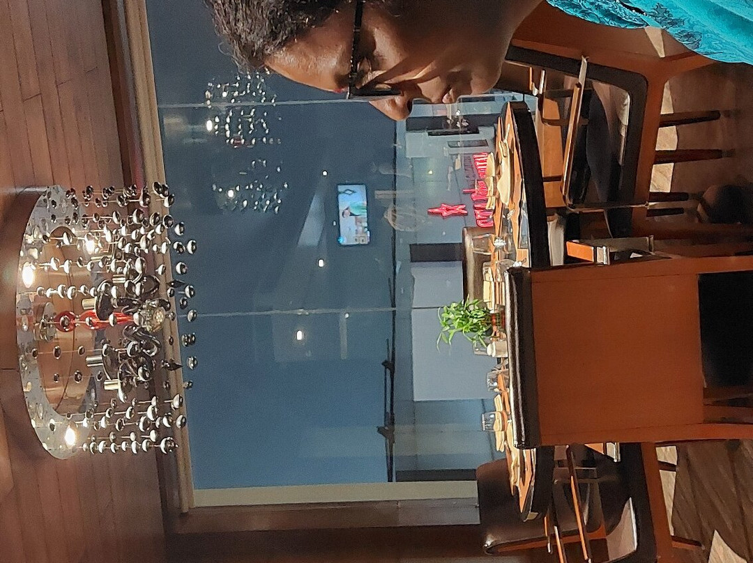 Paradigm Sarovar Portico主图