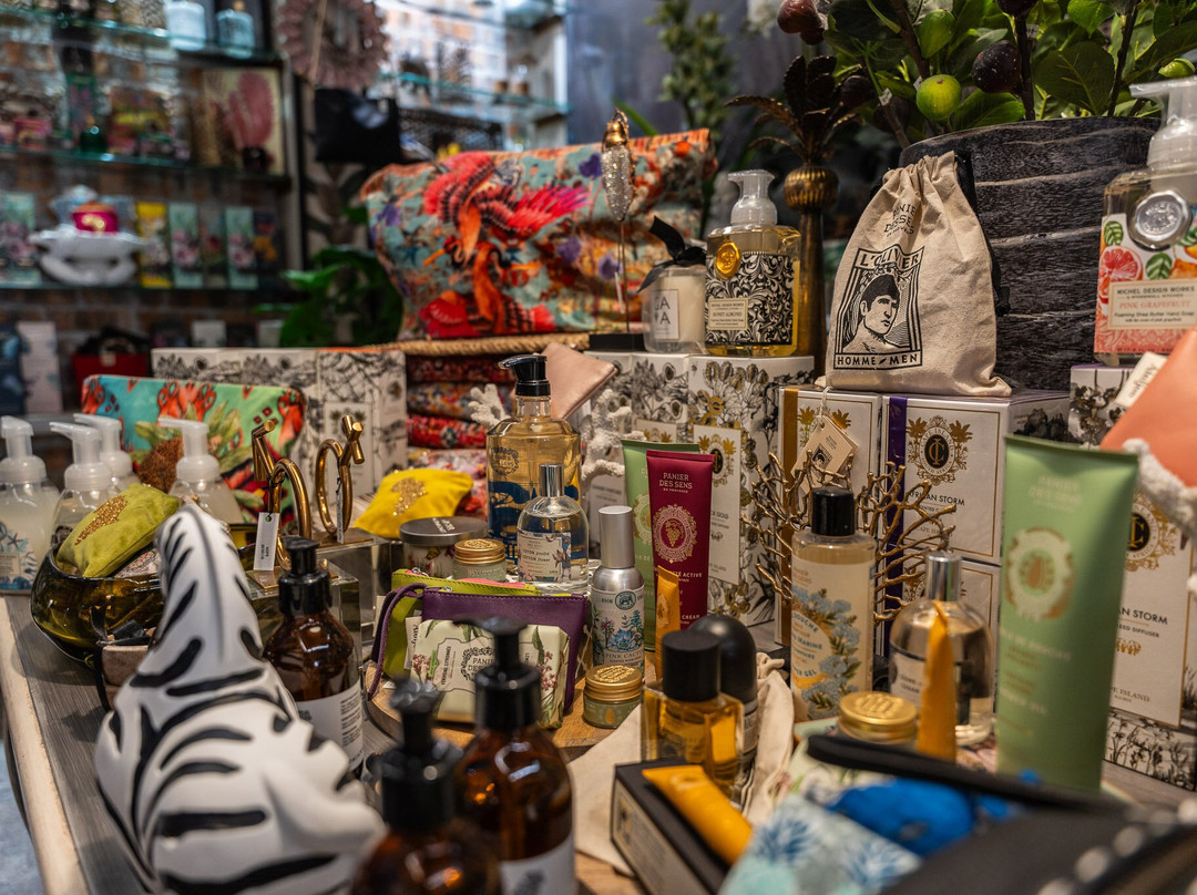 新国王酒店主图