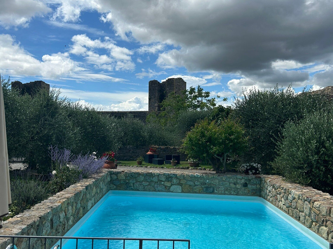 Hotel Monteriggioni主图
