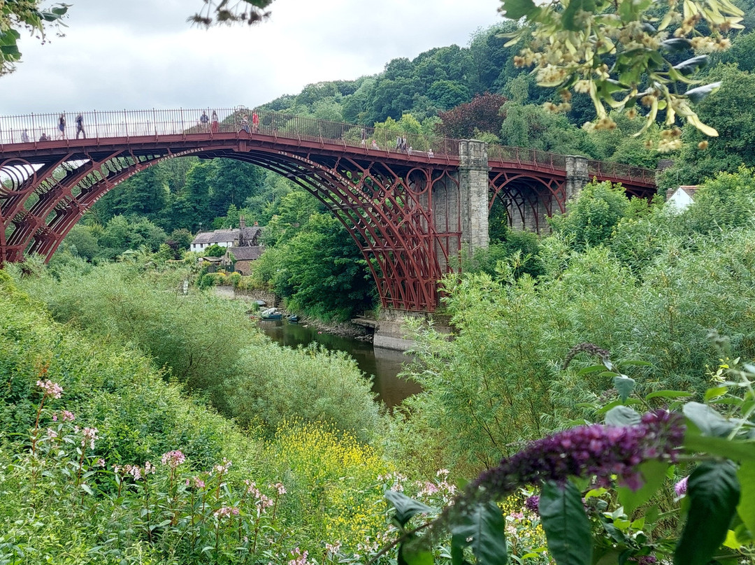 Ironbridge Gorge Walking Tours: The Professor's Original-Ironbridge必去景点