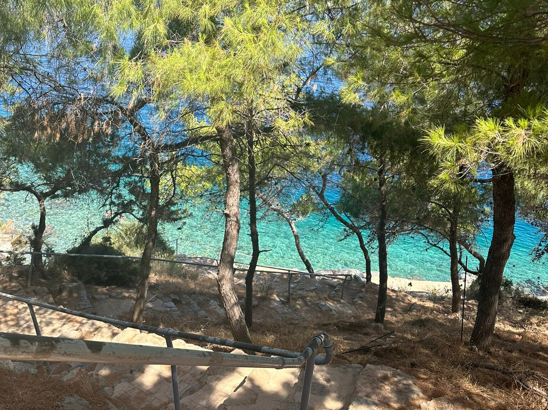 Avlaki Beach-Hydra必去景点