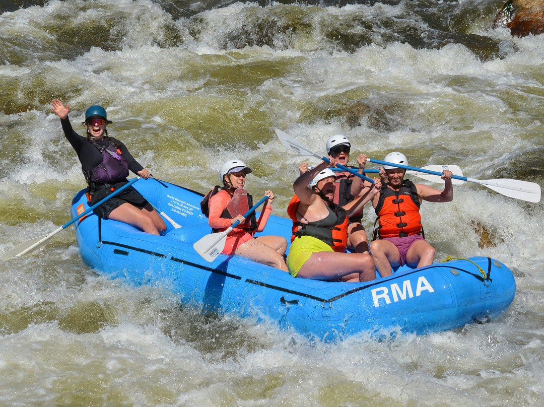 Rocky Mountain Adventures-科林斯堡必去景点