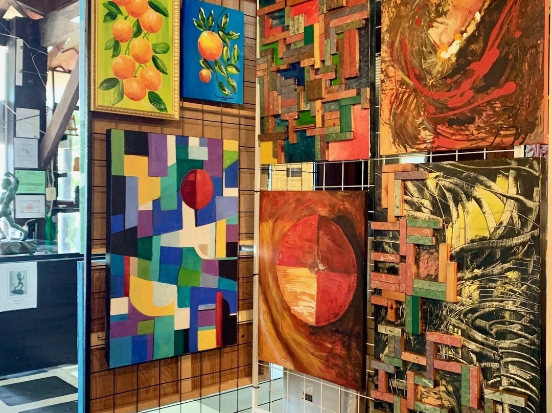 Visions Art Center景点图片