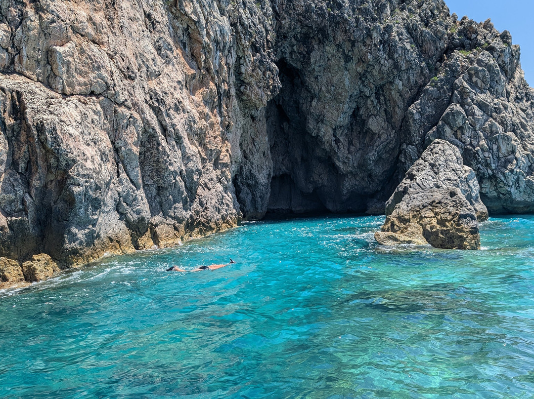 sea escapes himara-Himare必去景点