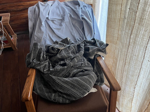 坎配门山林小屋主图