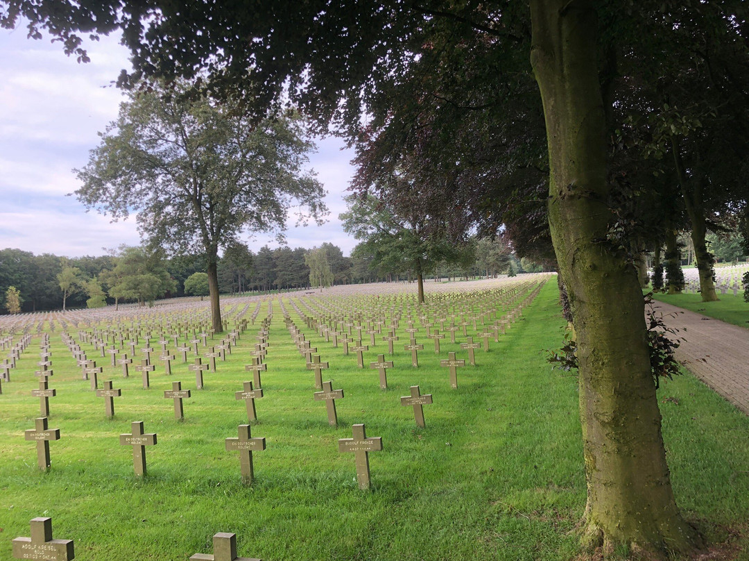 German War Cemetery Ysselsteyn景点图片
