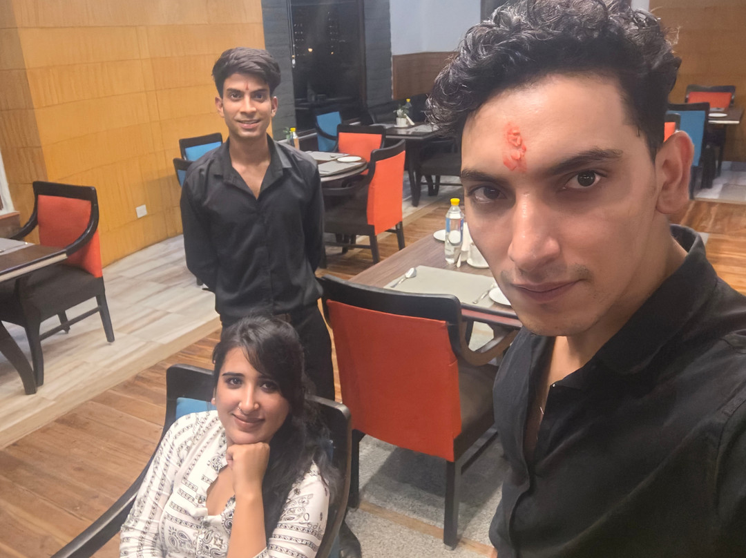 The Competent Palace Hotel主图