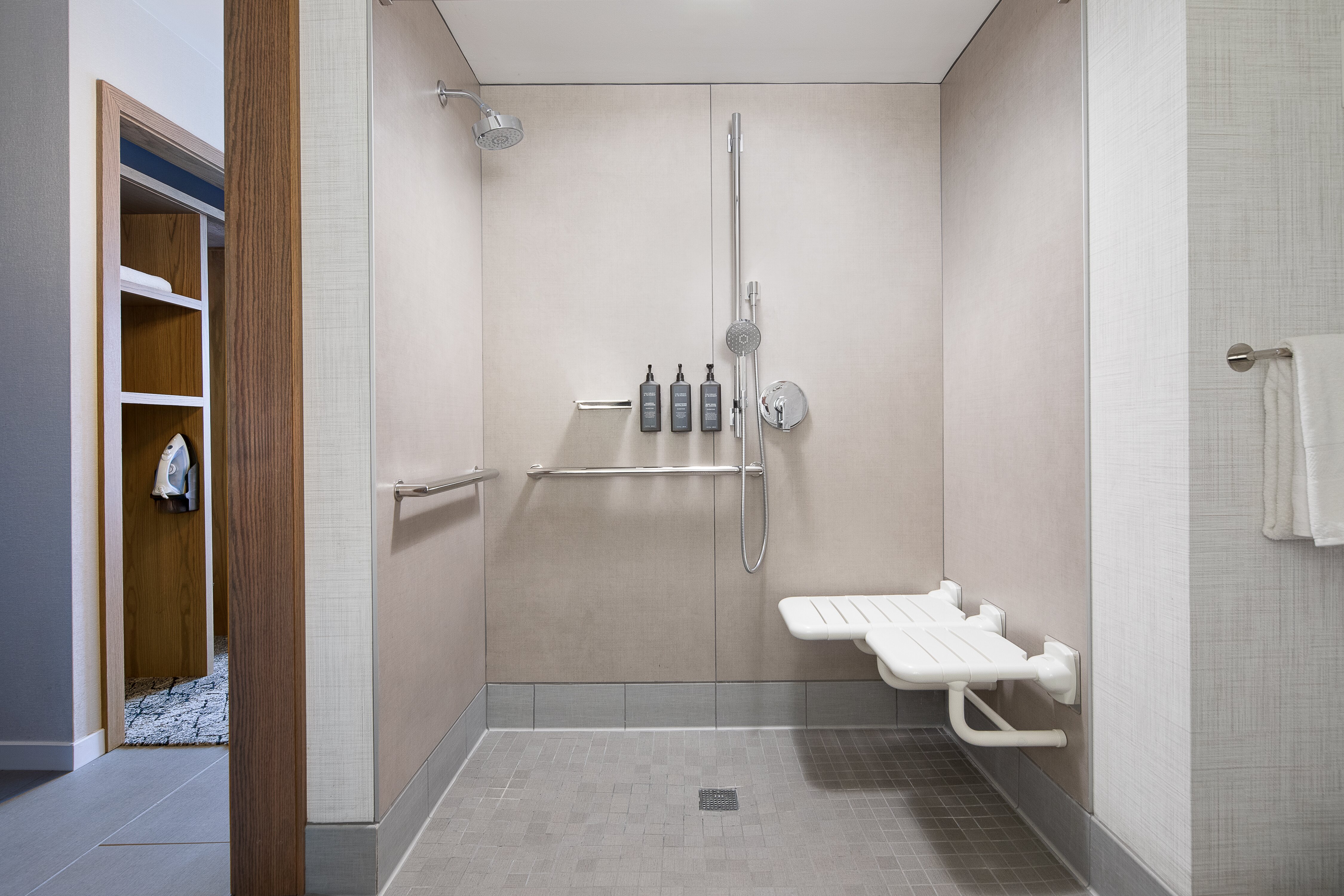 Sheraton Westport Plaza Hotel St. Louis-浴室