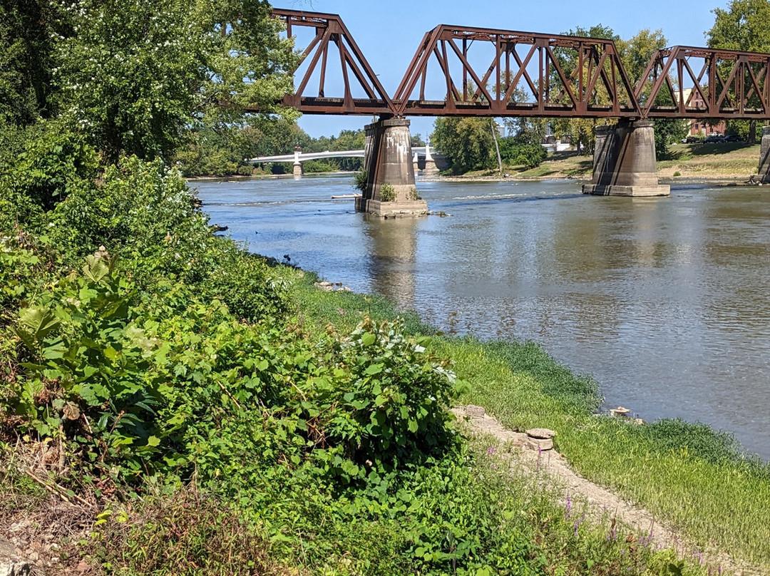 Y Bridge-Zanesville必去景点