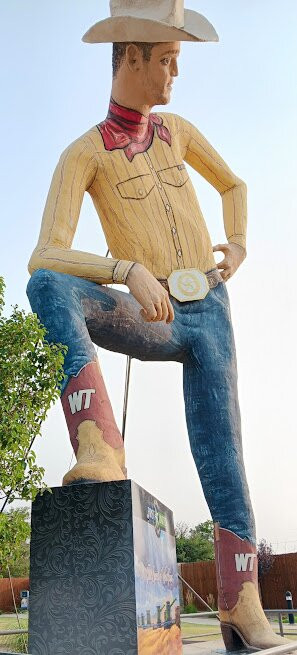 Tex Randall, Big Texan-Canyon必去景点