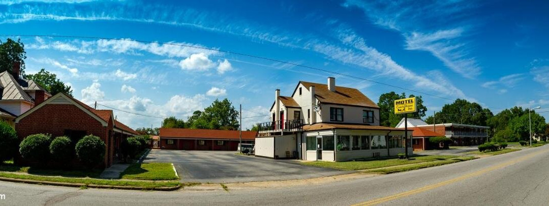 Coach House Inn主图