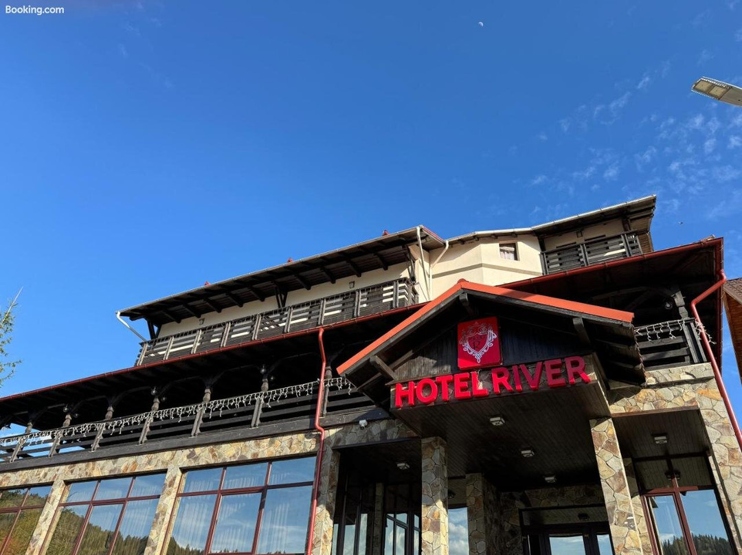 Hotel River主图