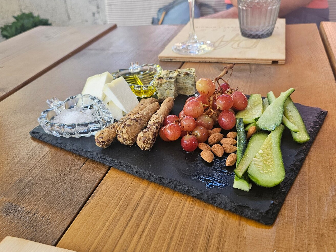 DAF Wines by Douloufaki Fereniki-Dafnes必去景点