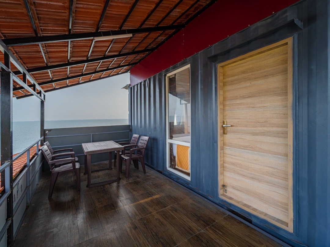 Dusk And Dawn Beach Resort