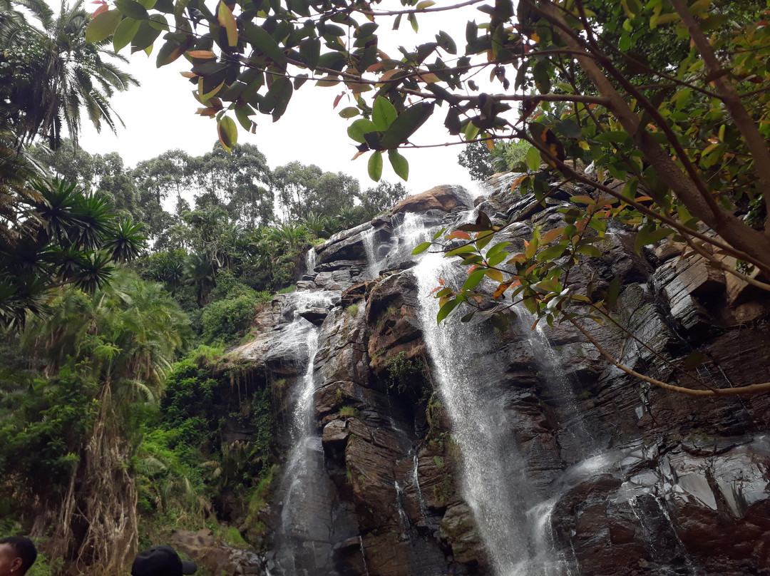 Soni Falls-卢绍托必去景点