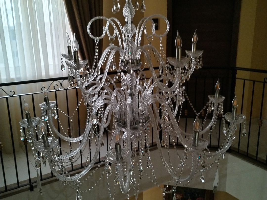 100 Boutique Living主图