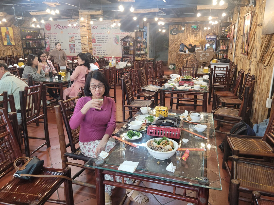 Nhà Hàng Mạnh Mộc Sa Pa