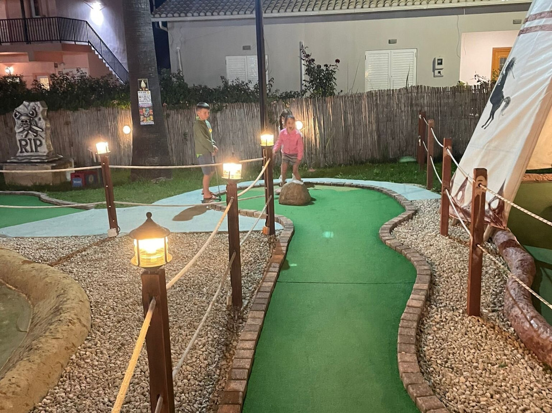 Fantasy Mini Golf-提斯里菲必去景点