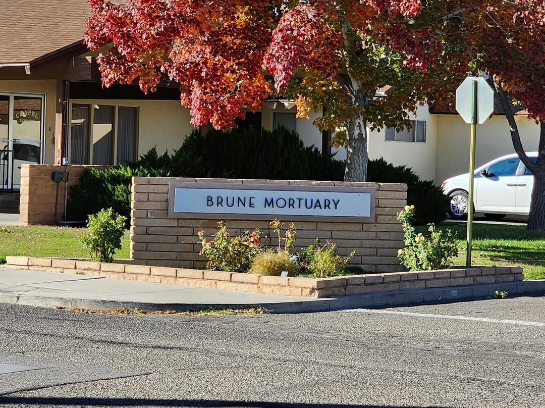 Bishop Village Motel主图