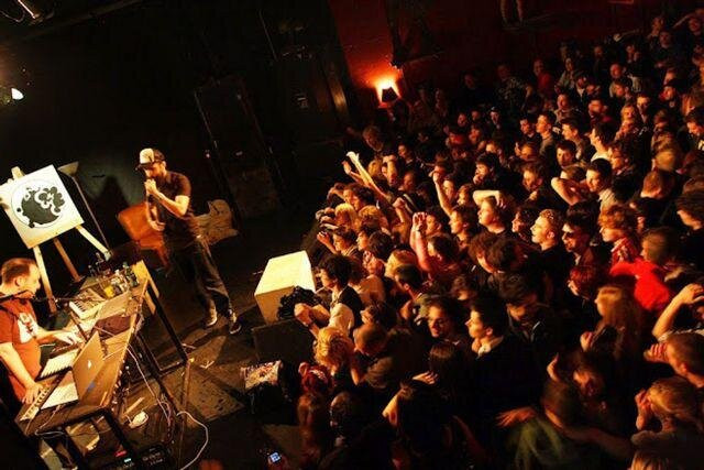 Dooradoyle旅游景点-Dolan's Pub & Live Music Venue