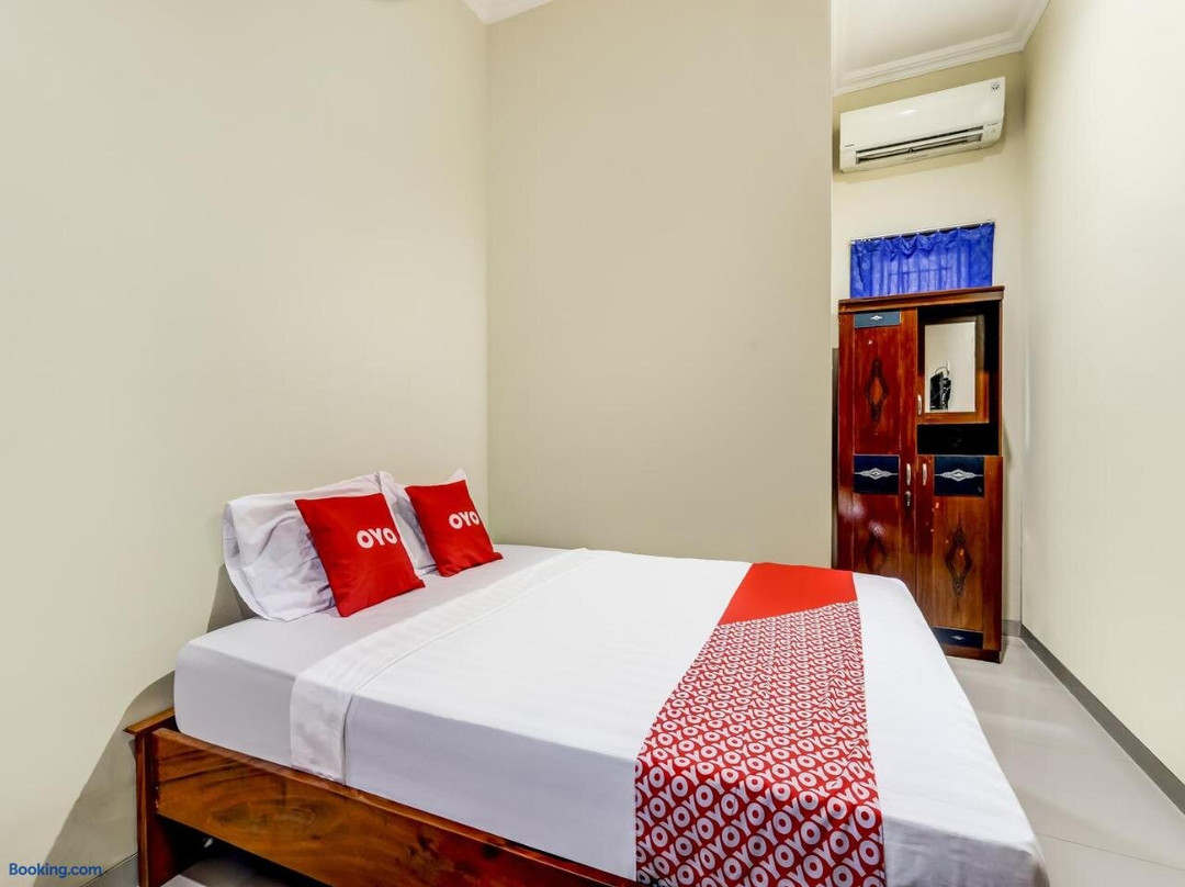 Super Oyo 90927 Homestay Tentrem 2