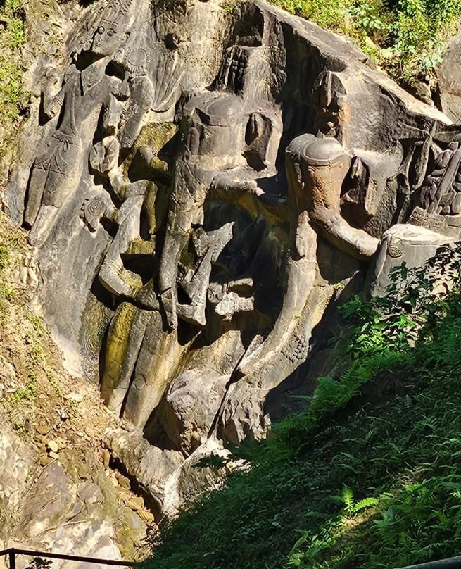 Unakoti Rock Carvings景点图片