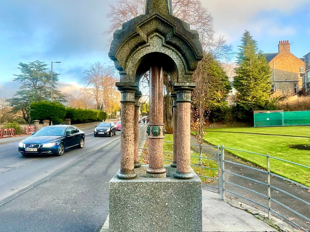 James Taylor Memorial Fountain-Keith必去景点