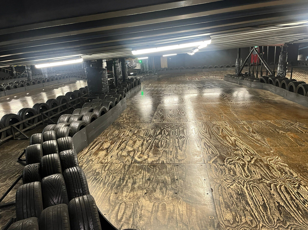 TeamSport Indoor Go Karting Crawley景点图片
