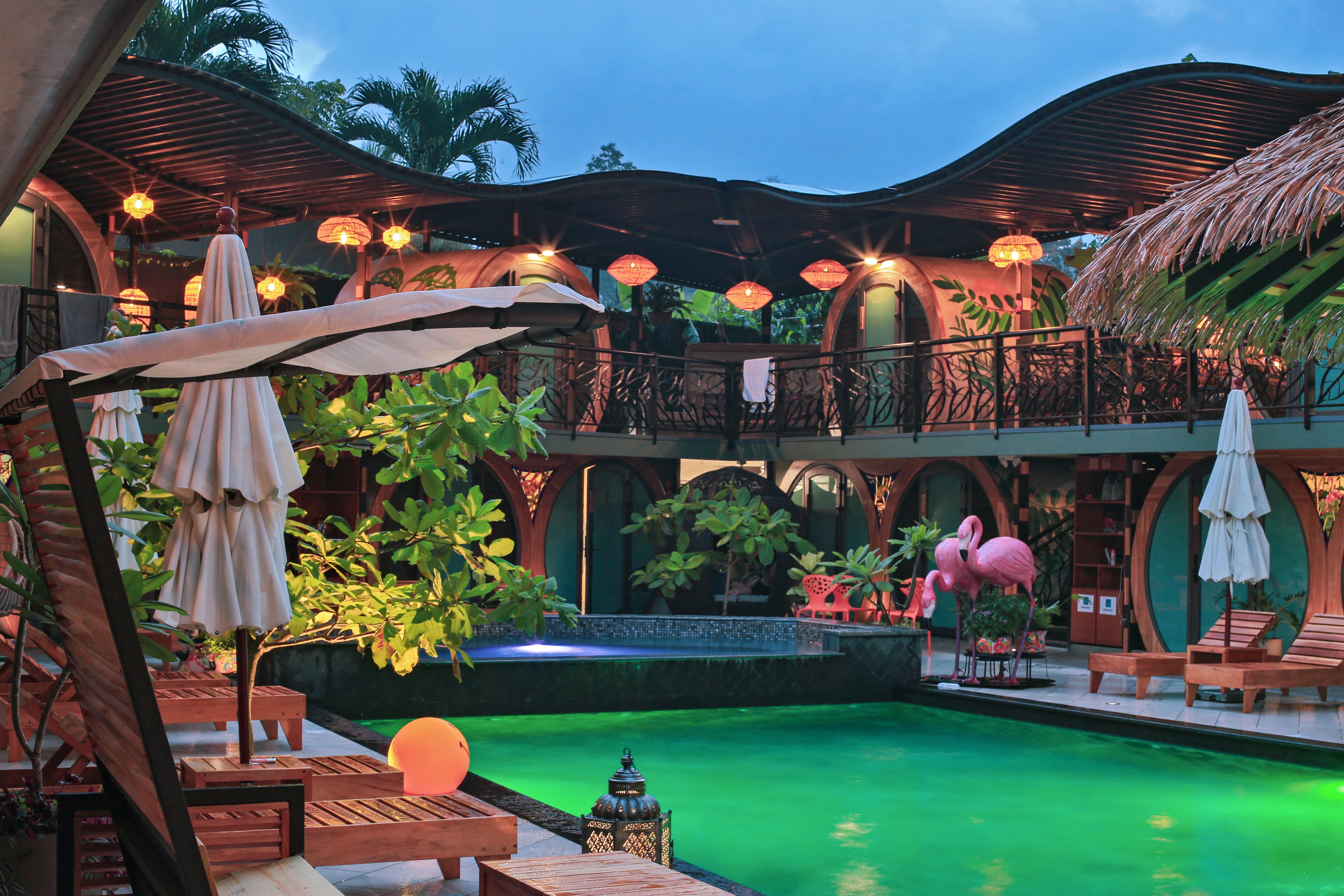 Saranda Hotel Boutique-泳池
