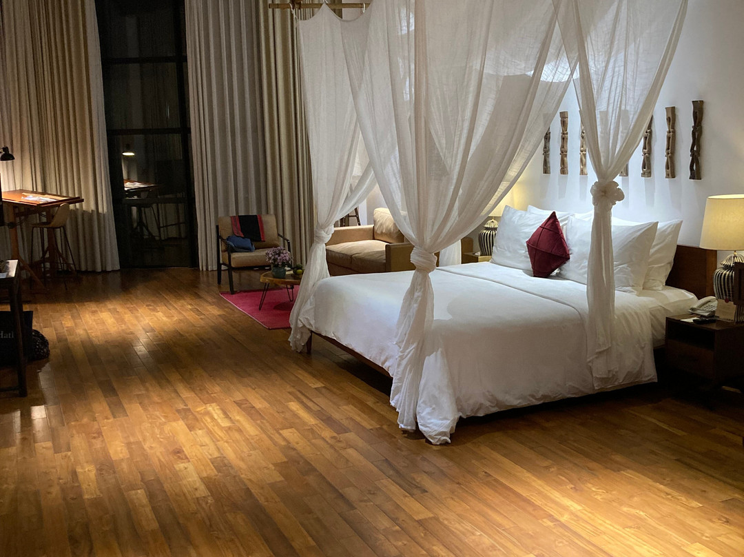 Anhill Boutique主图