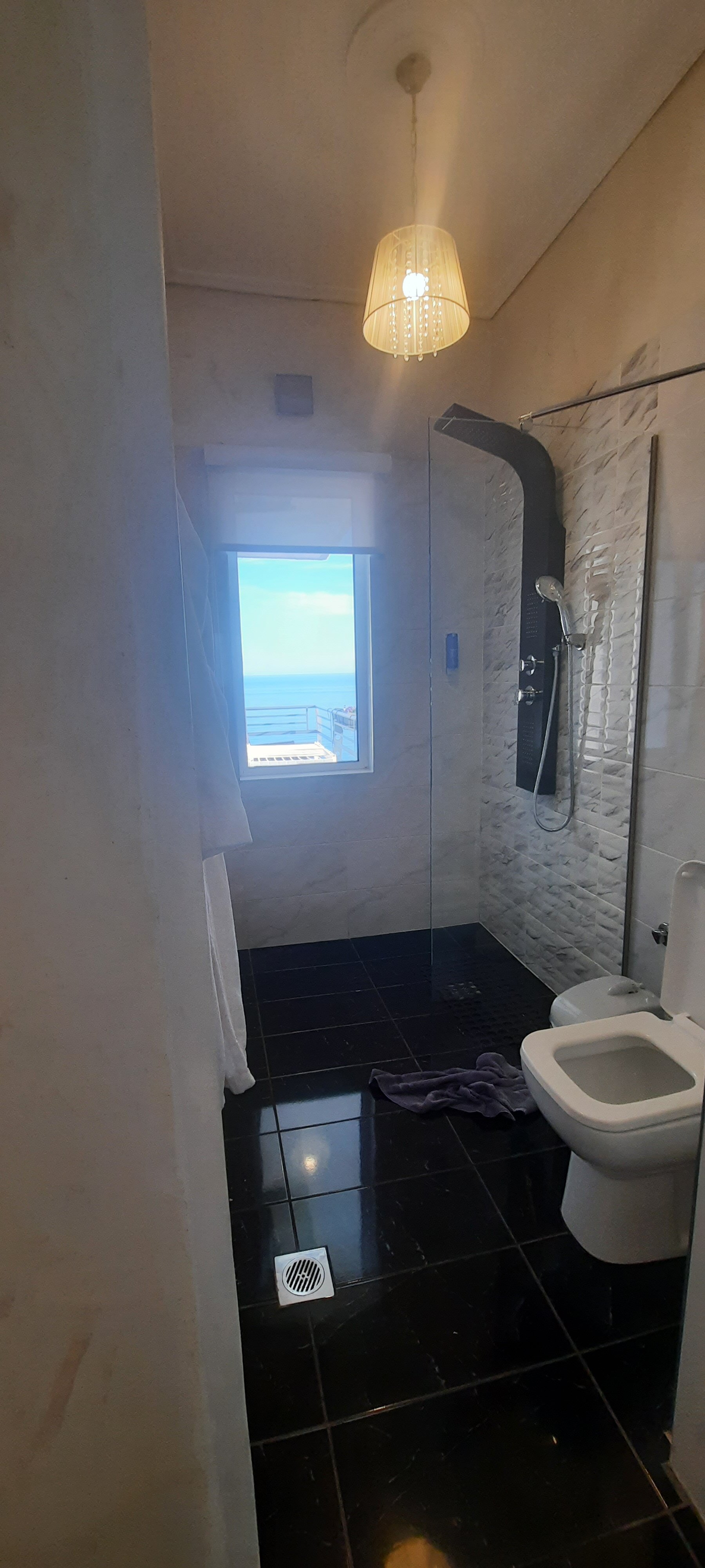 Panorama Suites & Spa-浴室