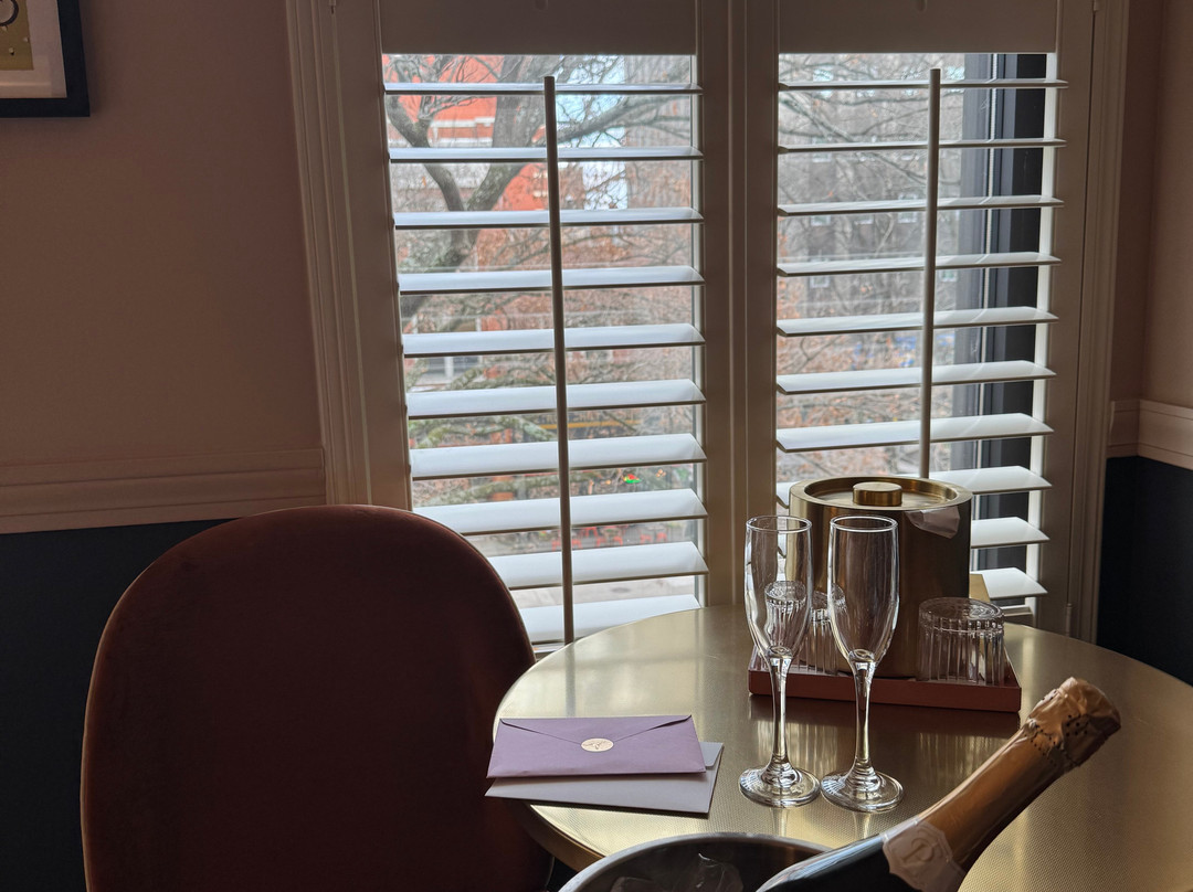 The Oliver Hotel主图