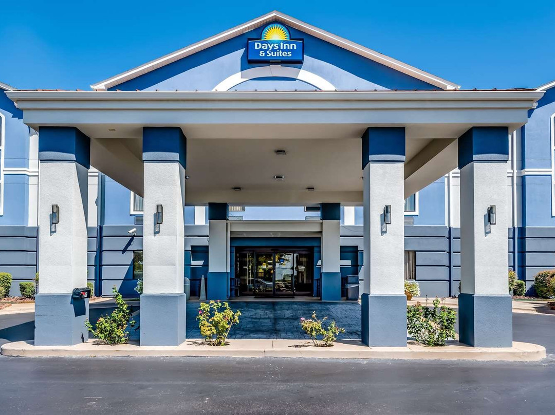 Days Inn & Suites by Wyndham Prattville-Montgomery主图