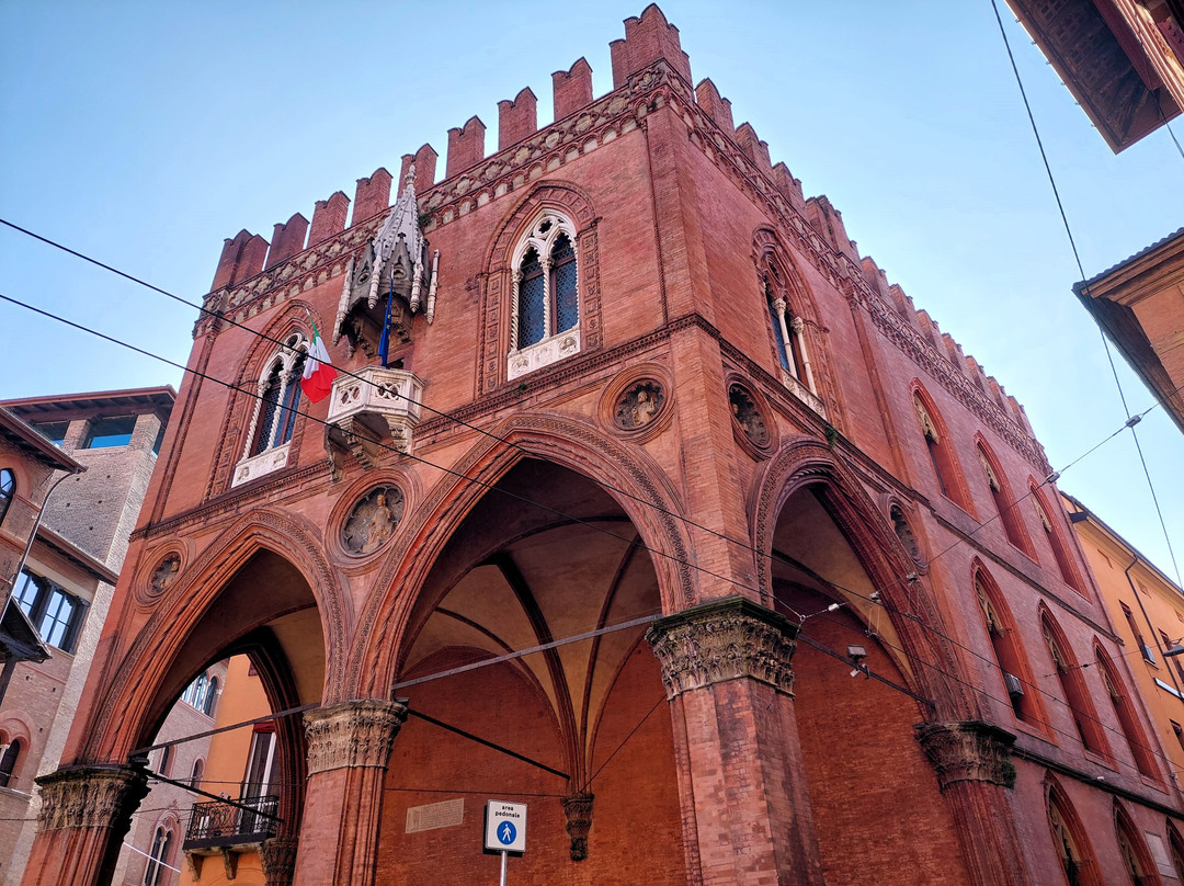 Palazzo della Mercanzia-博洛尼亚必去景点