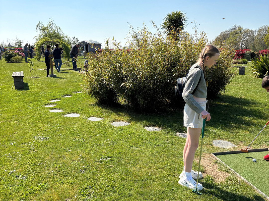 Green Minigolf-Saint-Aubin-des-Preaux必去景点