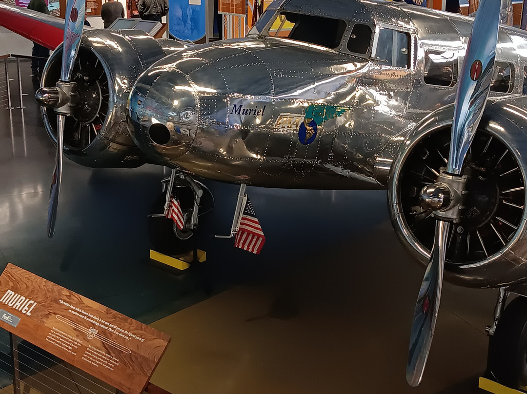 Amelia Earhart Hangar Museum景点图片